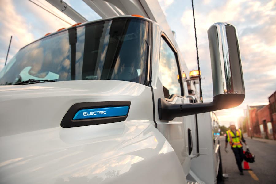emv truck drivers mirror